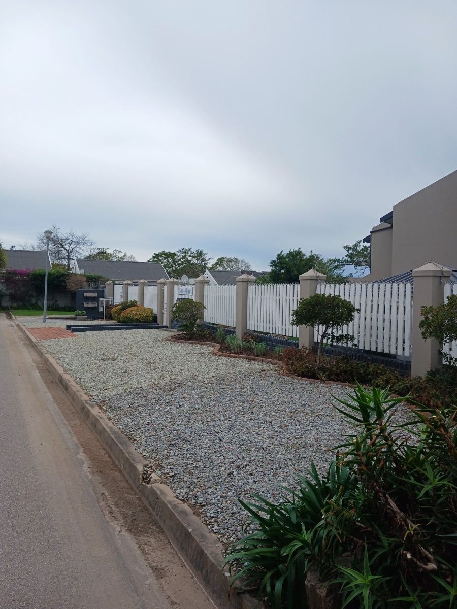 2 Bedroom Property for Sale in Dormehls Drift Western Cape